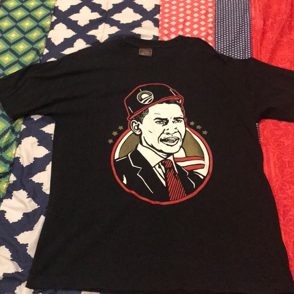 Barack Obama “cool” tee large